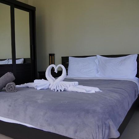 Twin Villas Apartment With Swimming Pool For 2 Houses Wok Tum Εξωτερικό φωτογραφία